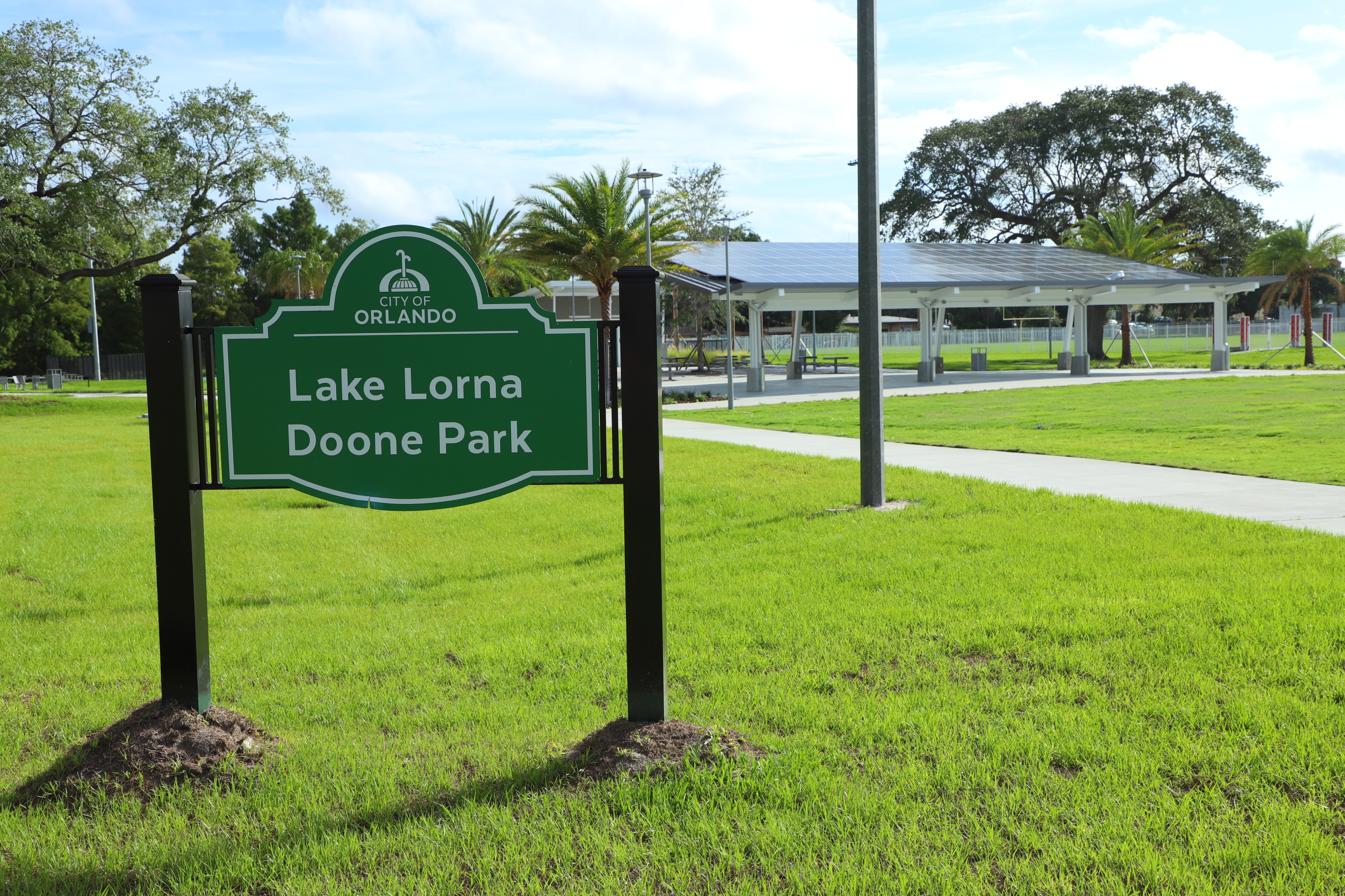 Sign at Lake Lorna Doone Park